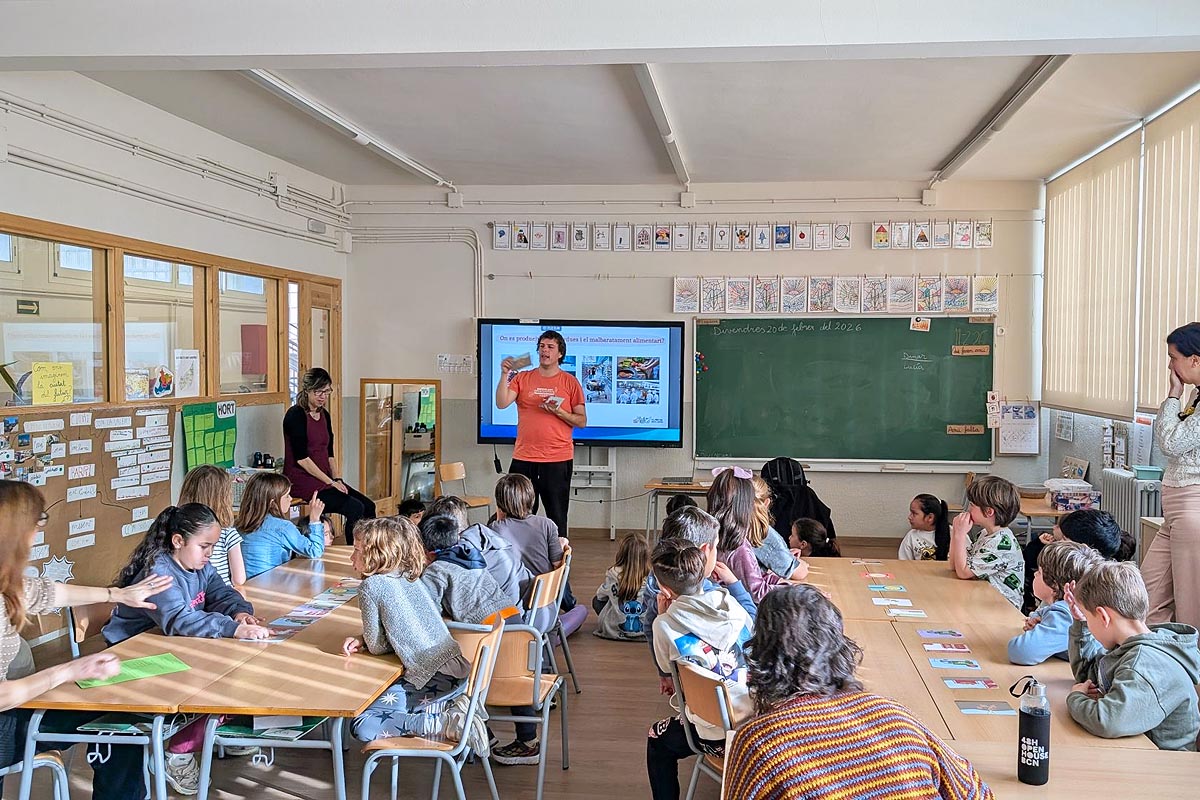Taller d'aprofitament alimentari en una escola | Districte de Sant Andreu