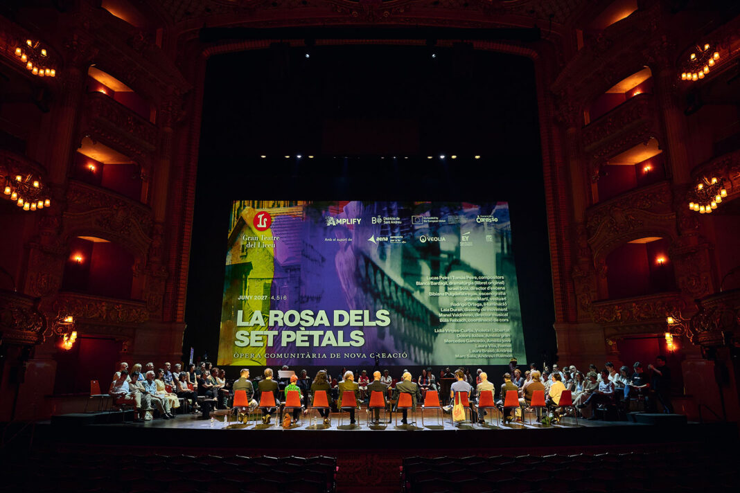 Presentació de La rosa dels set pètals a l’escenari del Gran Teatre del Liceu.